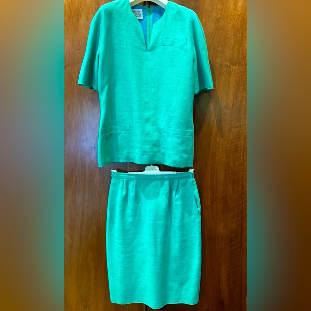William Pearson Skirt Suit Size 8 Green Linen Silk Lined Vintage Made In USA